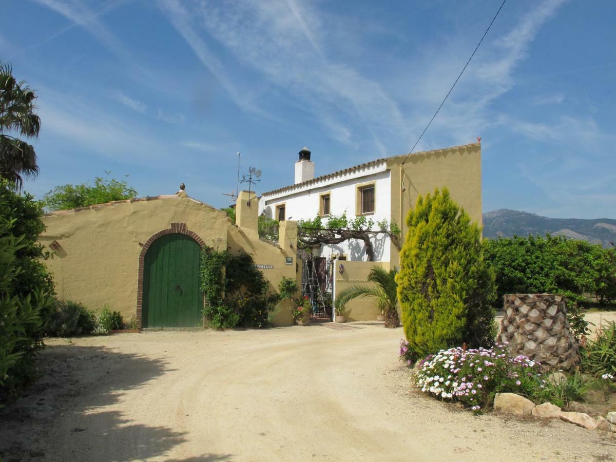 River Ebro Holidays Tivenys Экстерьер фото